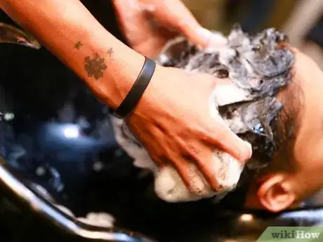 Image titled Cut a Man's Hair Step 20