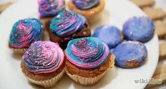Make Galaxy Frosting