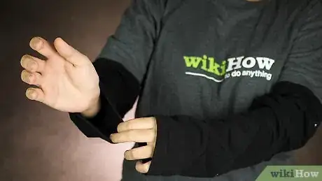 Image titled Make a Pen Disappear Step 1