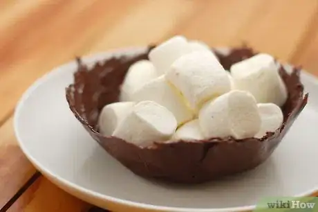 Image titled Make Chocolate Bowls With Balloons Step 11
