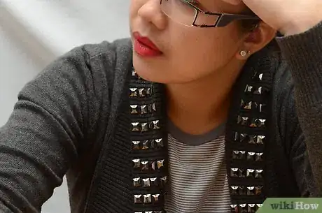 Image titled Give Praise Instead of Criticism Step 1