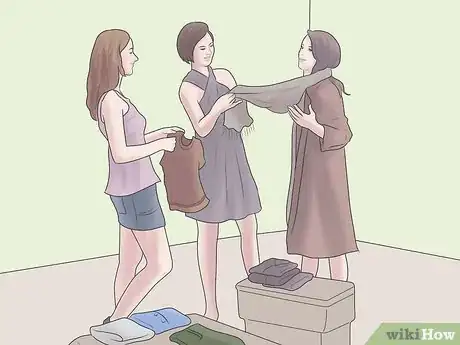 Image titled Get Hollister Clothes Cheap Step 4