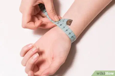 Image titled Make Spiked Gauntlets Step 4