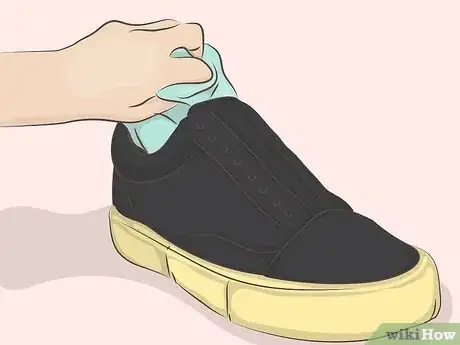 Image titled Customize Black Shoes Step 8