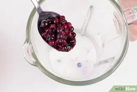 Image titled Make a Low Calorie Smoothie Step 3