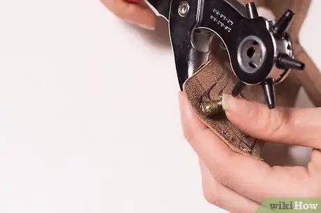 Image titled Make Spiked Gauntlets Step 9