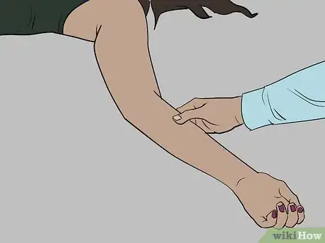 Image titled Diagnose an Unconscious Injured Person Step 8