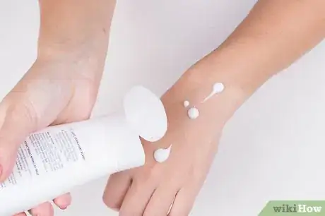 Image titled Remove the Smell of Bleach from Your Hands Step 9