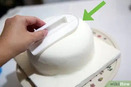 Image titled Make Cake Designs Step 11