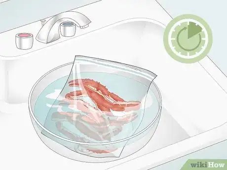 Image titled Grill Crab Legs Step 1