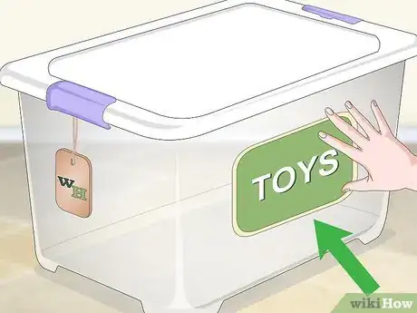 Image titled Decorate a Storage Box Step 14