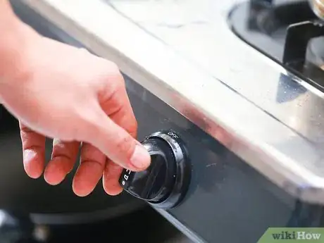 Image titled Make White Wine Sauce Step 6