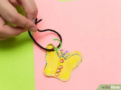 Image titled Make Gift Tags Step 25