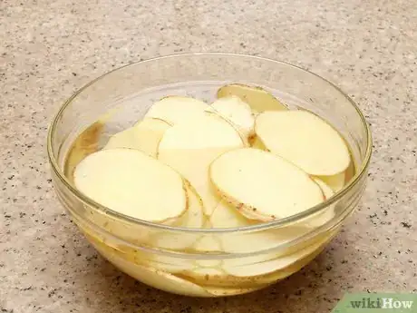 Image titled Make Microwave Potato Chips Step 3