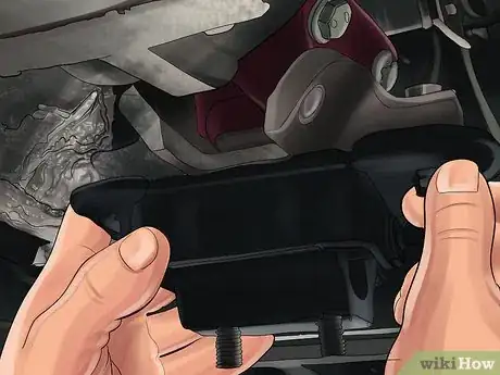 Image titled Replace Motor Mounts on the Dodge Intrepid 1993 Through 2004 Step 10