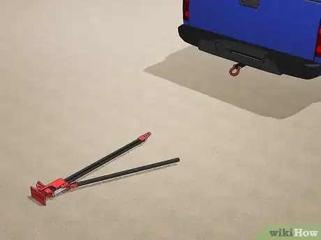 Image titled Use a Hi‐Lift Jack Step 9