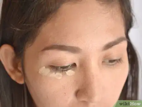 Image titled Give Makeovers at Parties Step 4