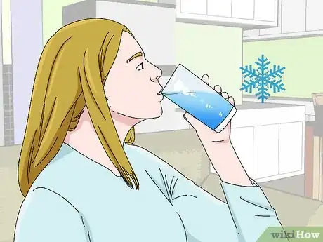 Image titled Alleviate Hot Flashes Step 1