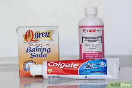 Image titled Remove Permanent Pen from a Whiteboard Step 5