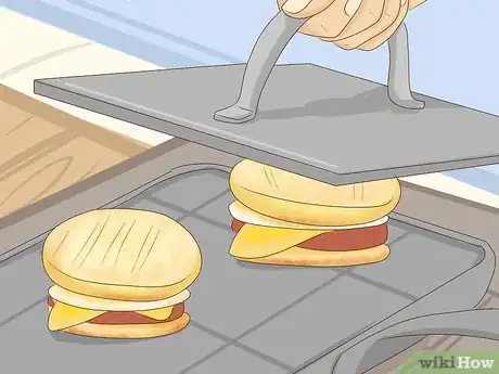 Image titled Eat an English Muffin Step 9