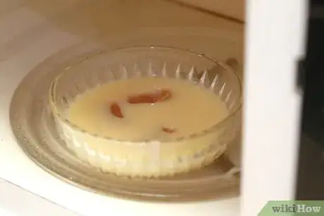 Image titled Make Layered Rice Krispie Treats Step 9