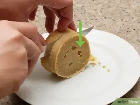 Image titled Make Cake in a Can Step 13