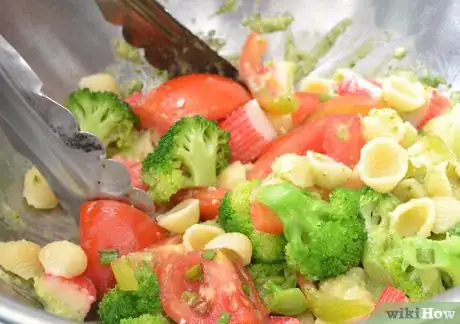 Image titled Pack a Healthy Lunch Step 1