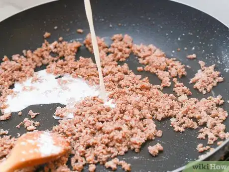 Image titled Make Hamburger Gravy Step 3