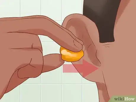 Image titled Prevent Swimmer's Ear (Otitis Externa) Step 1
