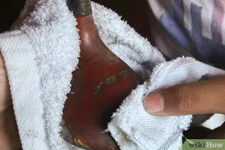 Image titled Clean a Golf Club Step 9