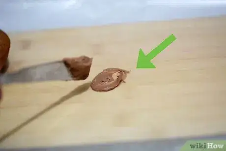 Image titled Frost a Double Layer Cake Step 2