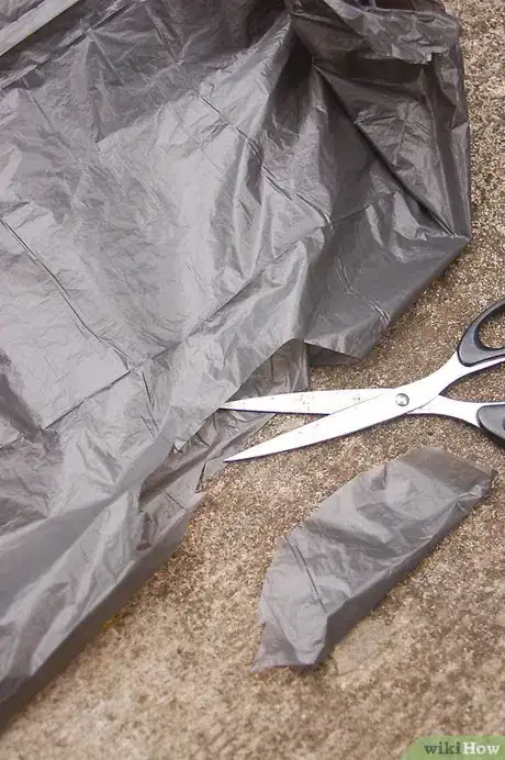 Image titled TrashbagPoncho Step 4