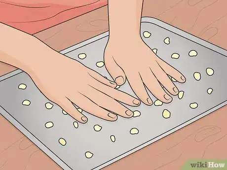 Image titled Eat Macadamia Nuts Step 7
