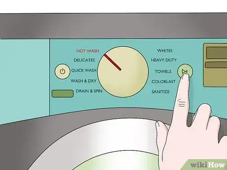 Image titled Dry Kitchen Cloths Step 1