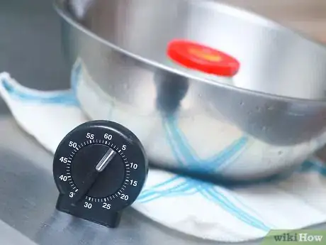 Image titled Apply Castor Oil for Hair Step 6