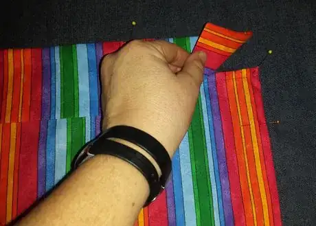 Image titled BOL 6 Pocket flap placement