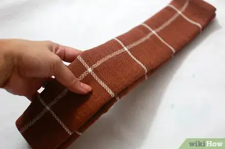 Image titled Fold Towels Step 7Bullet2
