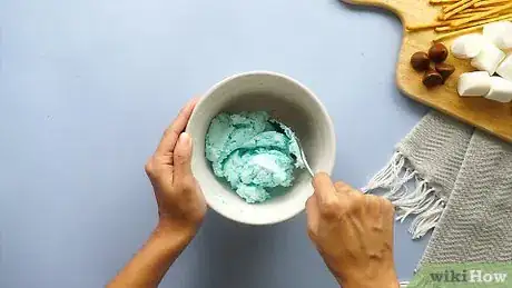 Image titled Make Dreidel Marshmallow Pops Step 10