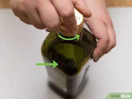 Image titled Store Cooking Oil Step 2
