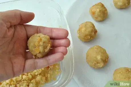 Image titled Make Cake Pops Without Sticks Step 13