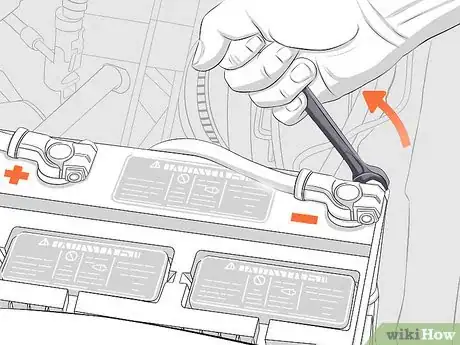 Image titled Clean a Car Engine Step 2