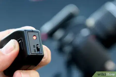 Image titled Photograph a Lunar Eclipse Step 21