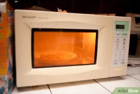 Image titled Dried Bananas in the Microwave Step 3