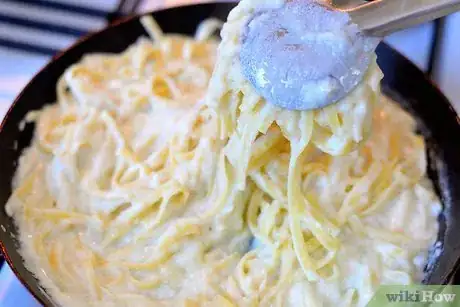 Image titled Make Light Fettuccine Alfredo Step 15