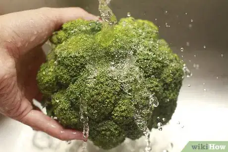 Image titled Cook Broccoli Step 1