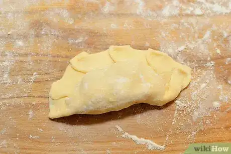 Image titled Make Guo Tie (Potstickers) Step 19