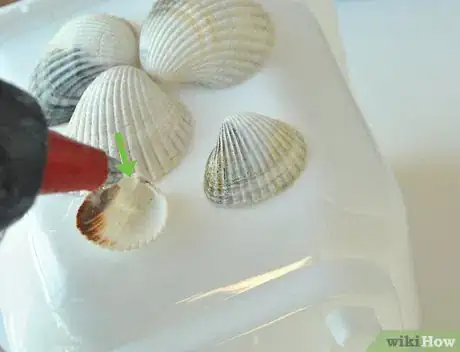 Image titled Make a Seashell Planter Step 4