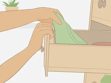 Image titled Know if Something Is an Appropriate WeShare Gift Step 1