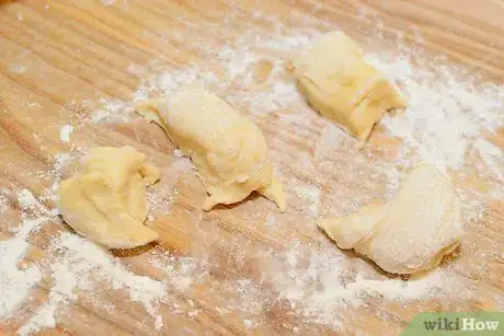 Image titled Make a Panzerotti Step 13