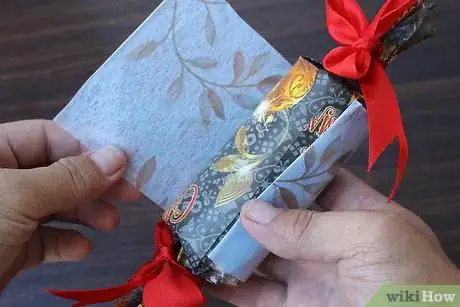 Image titled Make Christmas Crackers Step 17